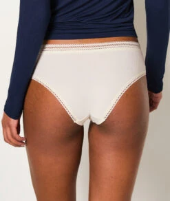 Shorty Microfibre Détails Dentelle -Boutique De Mode Luxe 650486701 b