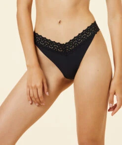 Tanga V-shape En Microfibre Et Dentelle 11 Tanga V-shape En Microfibre Et Dentelle -Boutique De Mode Luxe 652435305 c