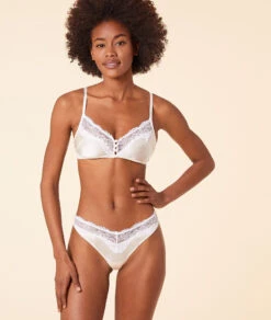 String En Soie Et Dentelle -Boutique De Mode Luxe 653450080 6