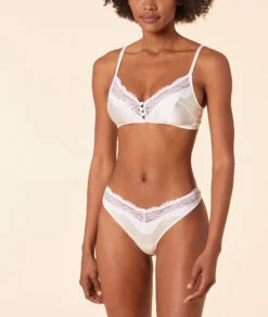 String En Soie Et Dentelle -Boutique De Mode Luxe 653450080 c