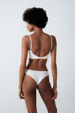 Soutien-gorge Sans Armatures Coques Fines Spécial Décolleté -Boutique De Mode Luxe 653590480 6