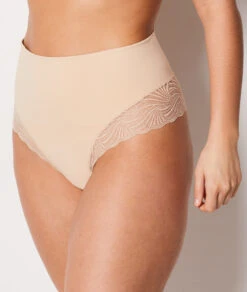 Tanga Gainant Taille Haute Détails Dentelle - Maintien Médium -Boutique De Mode Luxe 653594983 b