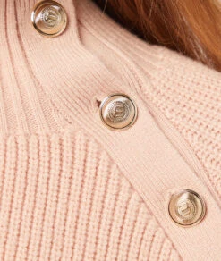 Pull En Maille Torsadée 10 Pull En Maille Torsadée -Boutique De Mode Luxe 653804894 b