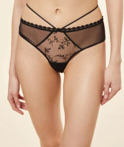 Shorty En Tulle Brodé