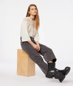 Blouse Manches 3/4 Avec Détails Broderie -Boutique De Mode Luxe 653867280 6