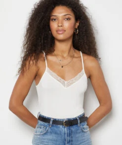 Caraco Décolleté Dentelle