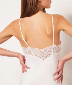 Nuisette Longue Broderie Anglaise 11 Nuisette Longue Broderie Anglaise -Boutique De Mode Luxe 653892601 c