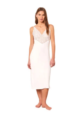 Nuisette Longue Broderie Anglaise