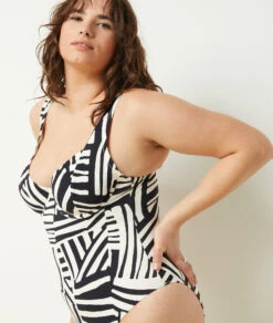 Maillot De Bain 1 Pièce Corbeille Avec Armatures 9 Maillot De Bain 1 Pièce Corbeille Avec Armatures -Boutique De Mode Luxe 653912506 6