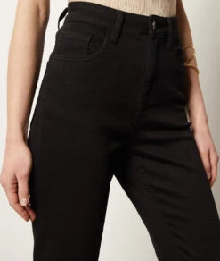 Jean Coupe Slim -Boutique De Mode Luxe 653957205 b