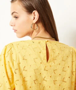 T-shirt Manches Courtes à Broderies -Boutique De Mode Luxe 653996454 b