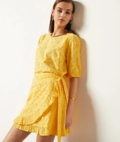 T-shirt Manches Courtes à Broderies