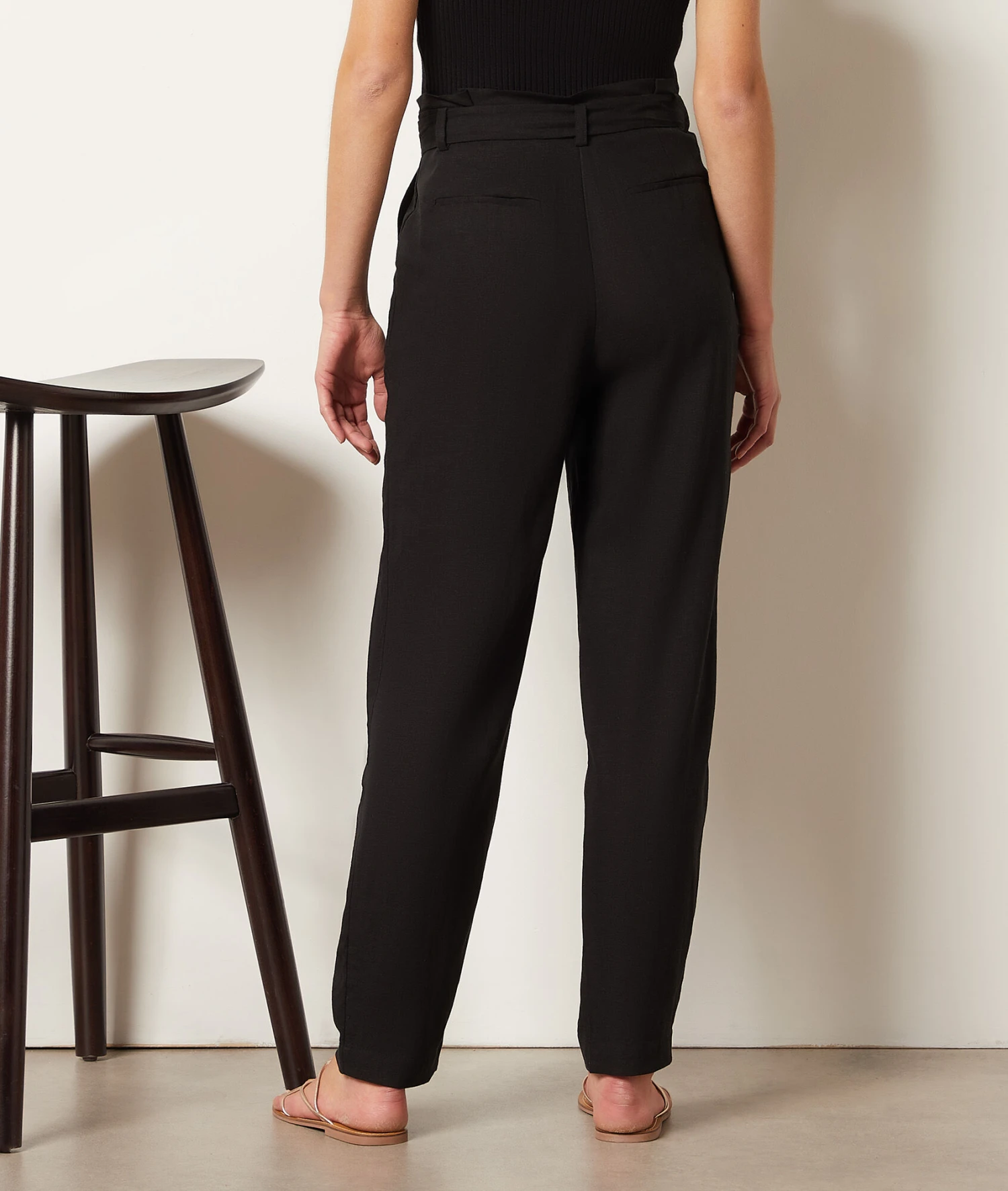 Pantalon Coupe Carotte 4 Pantalon Coupe Carotte – Image 2