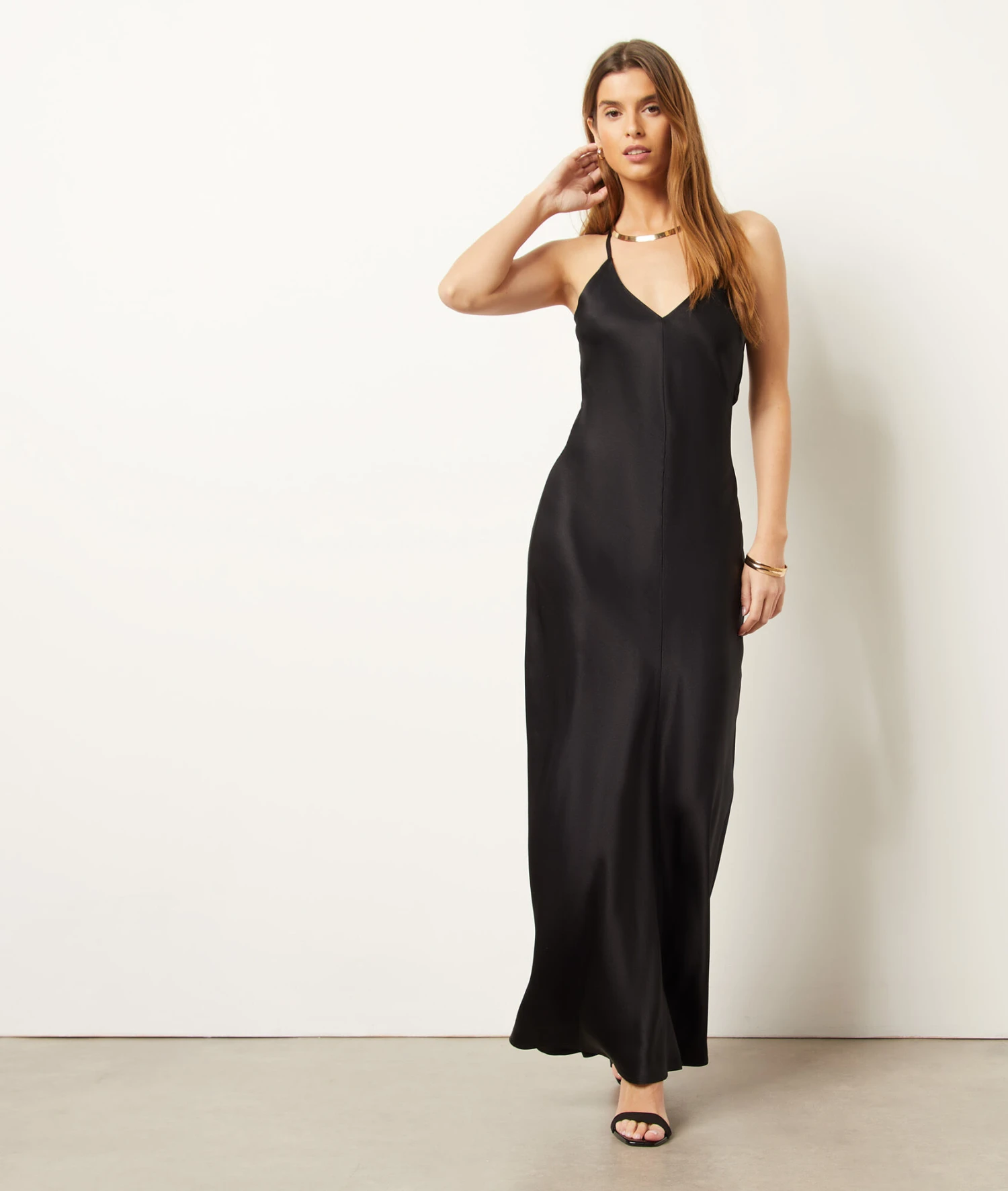 Robe Longue Fluide Ouverture Dos 3 Robe Longue Fluide Ouverture Dos