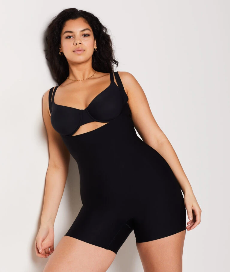 Boutique De Mode Luxe -Boutique De Mode Luxe 652112005 x 768x908 1